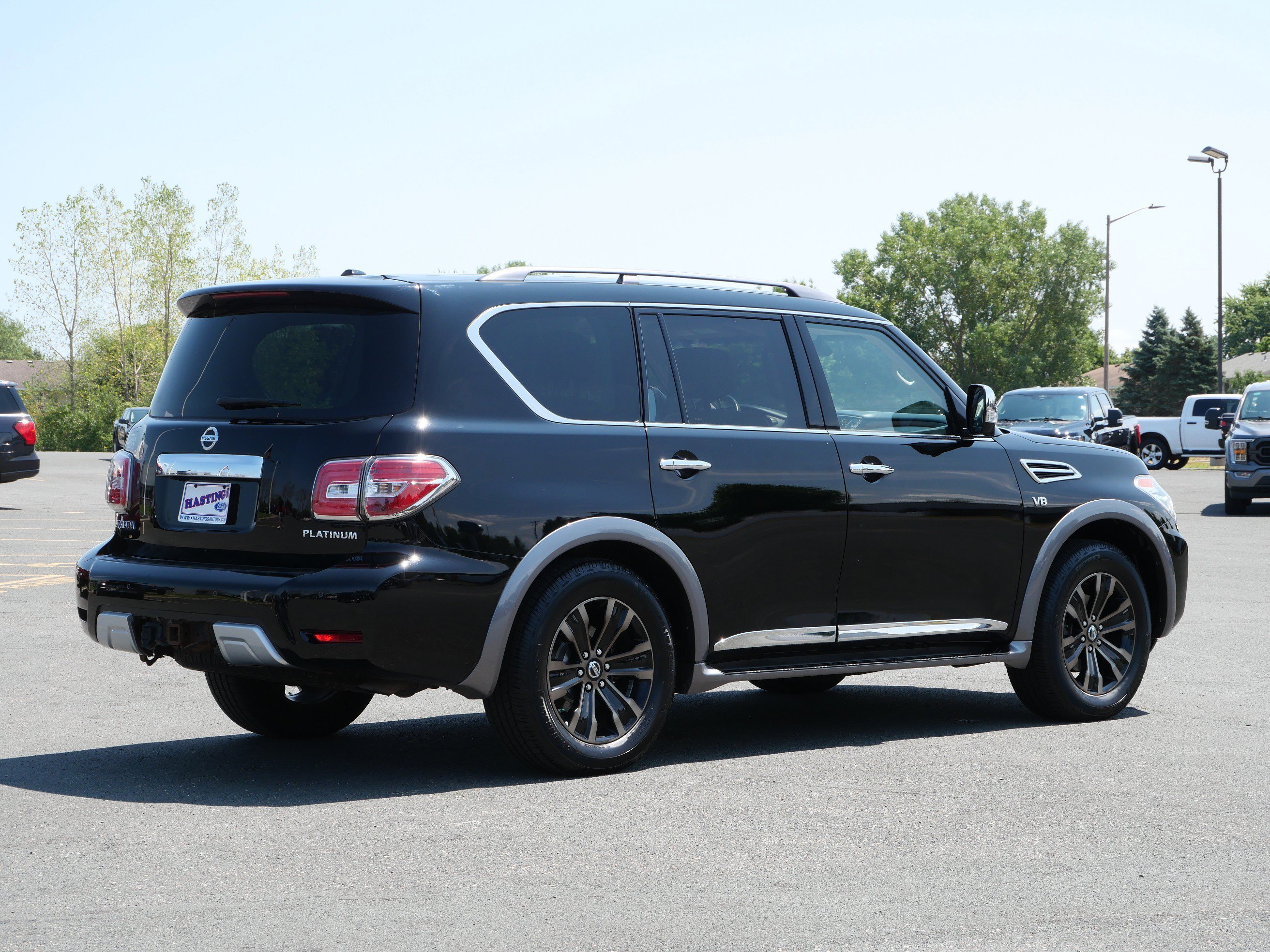 Certified Used 2017 Black Nissan Platinum image 5