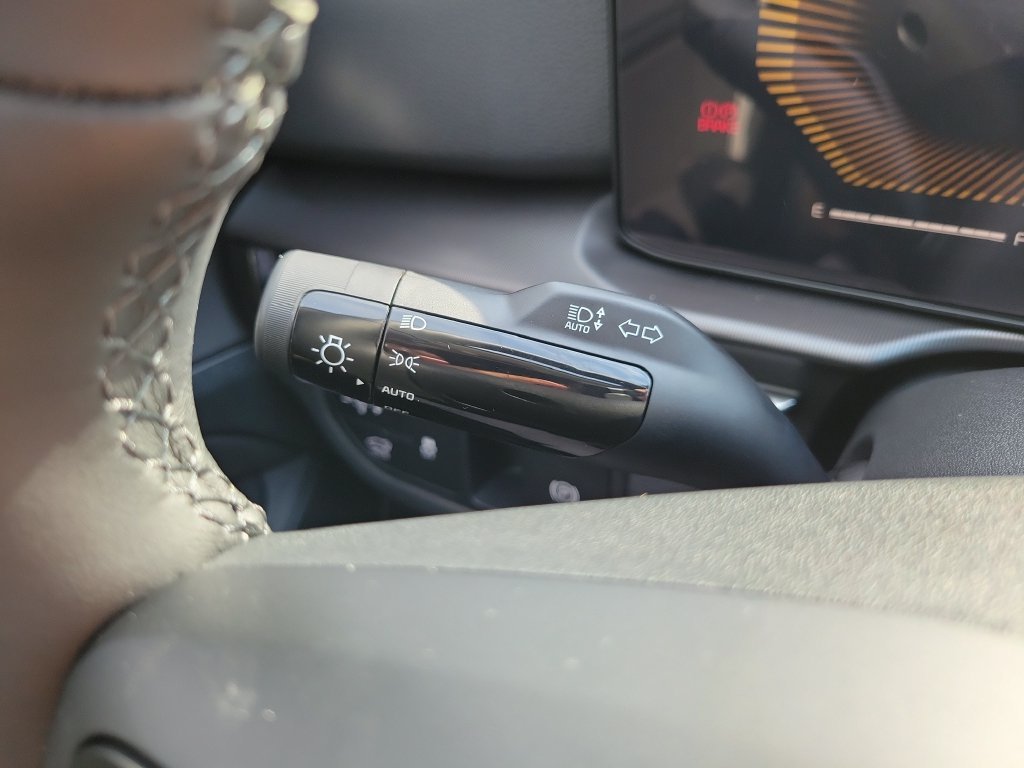 New 2027 Wolf Gray Kia EX image 29