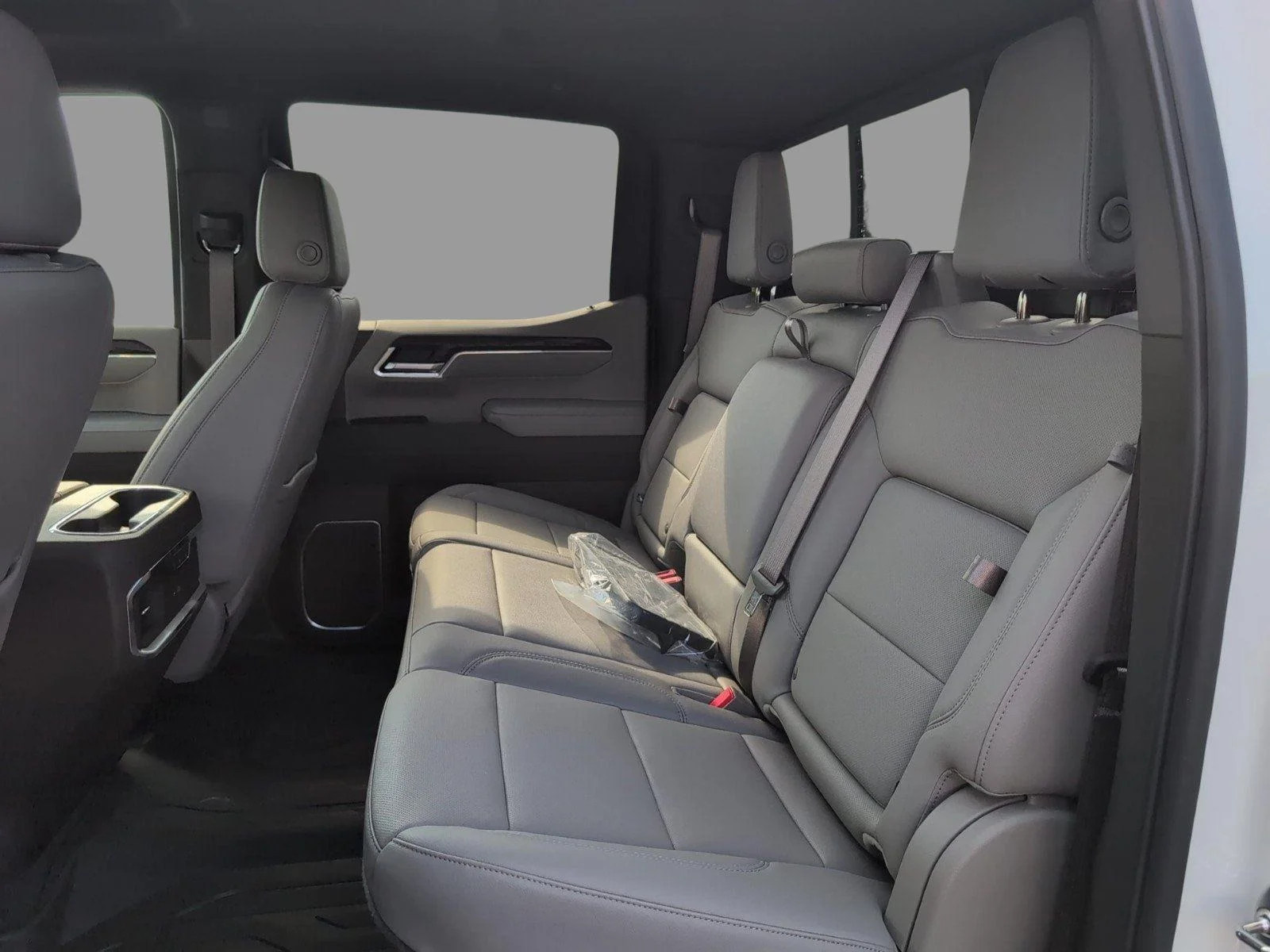 New 2026 Summit White GMC SLT image 33