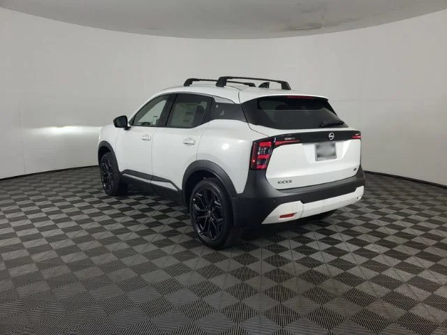 New 2026 Aspen White TriCoat Nissan SR image 7