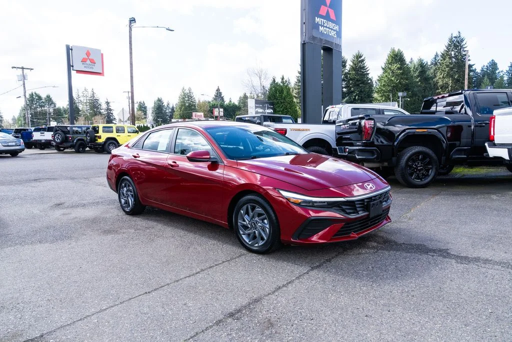 Used 2024 Red Hyundai SEL image 26