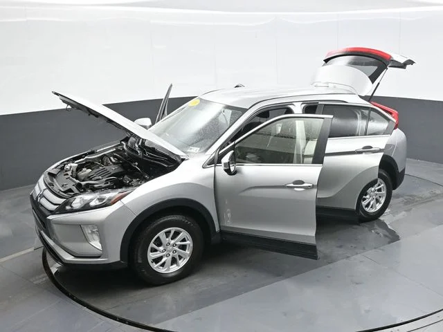 Used 2019 Silver Mitsubishi ES image 28
