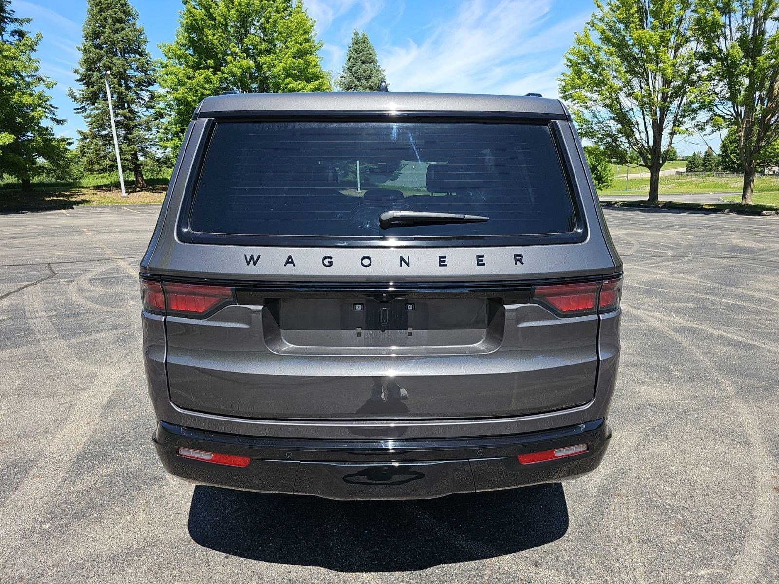 Used 2024 Baltic Gray Metallic Clearcoat Jeep Series II Carbide image 4