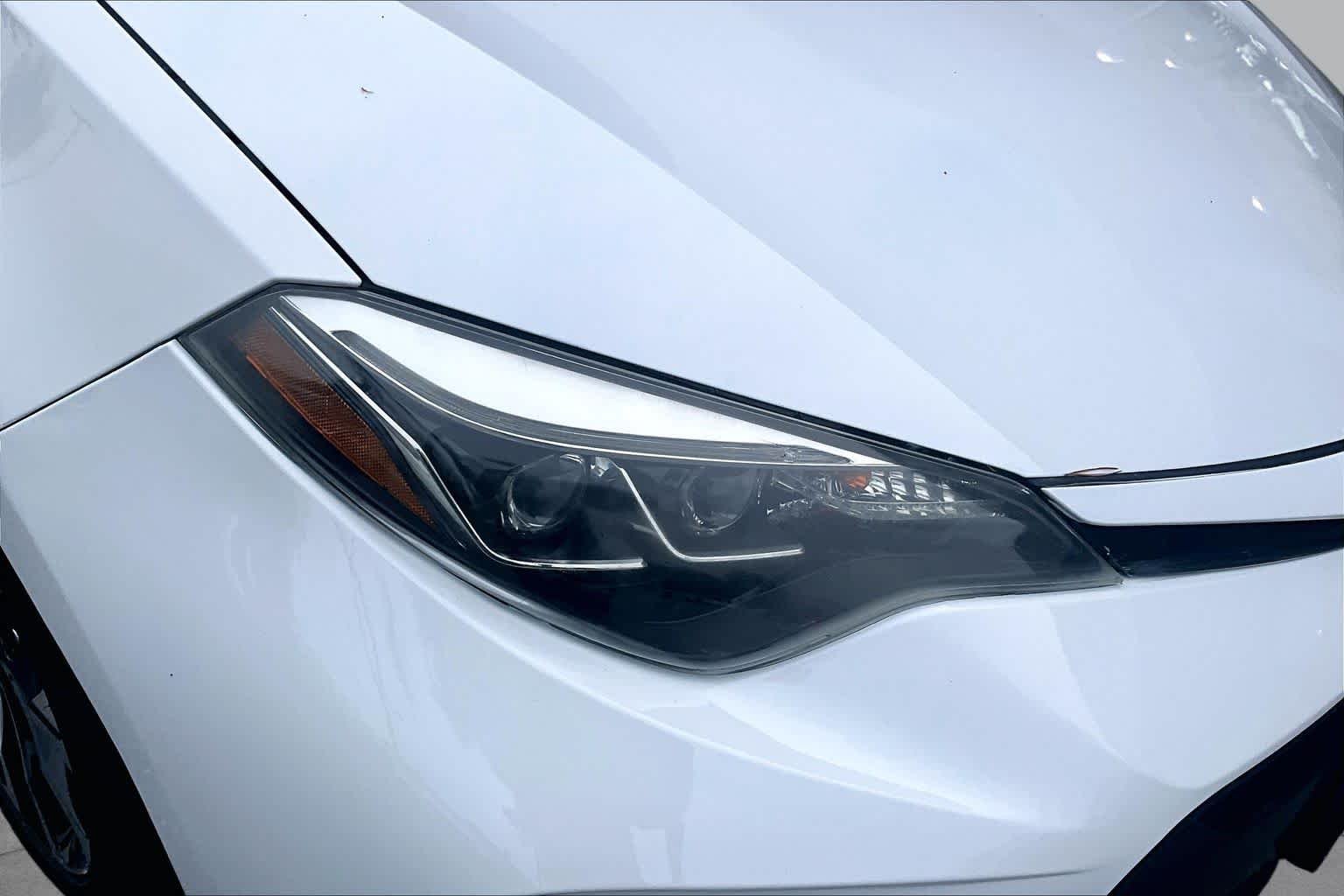 Used 2017 Super White Toyota XSE image 26