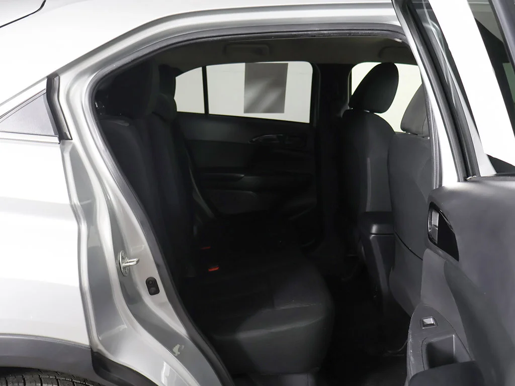 Used 2024 Silver Mitsubishi ES image 28