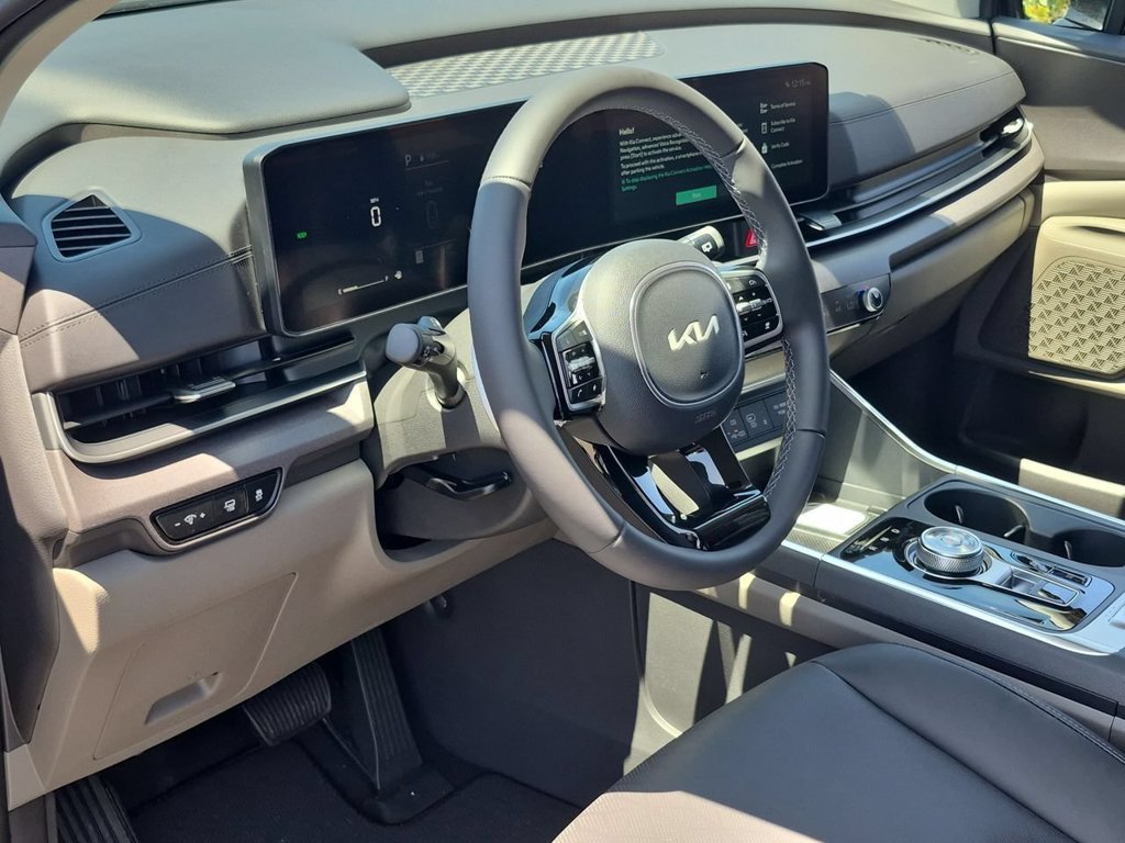 New 2026 Deep Chroma Blue Kia EX image 10