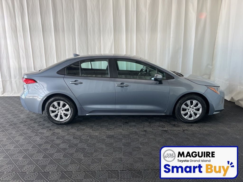 Used 2022 Toyota Corolla LE with VIN 5YFEPMAE5NP335061 for sale in Grand Island, NY