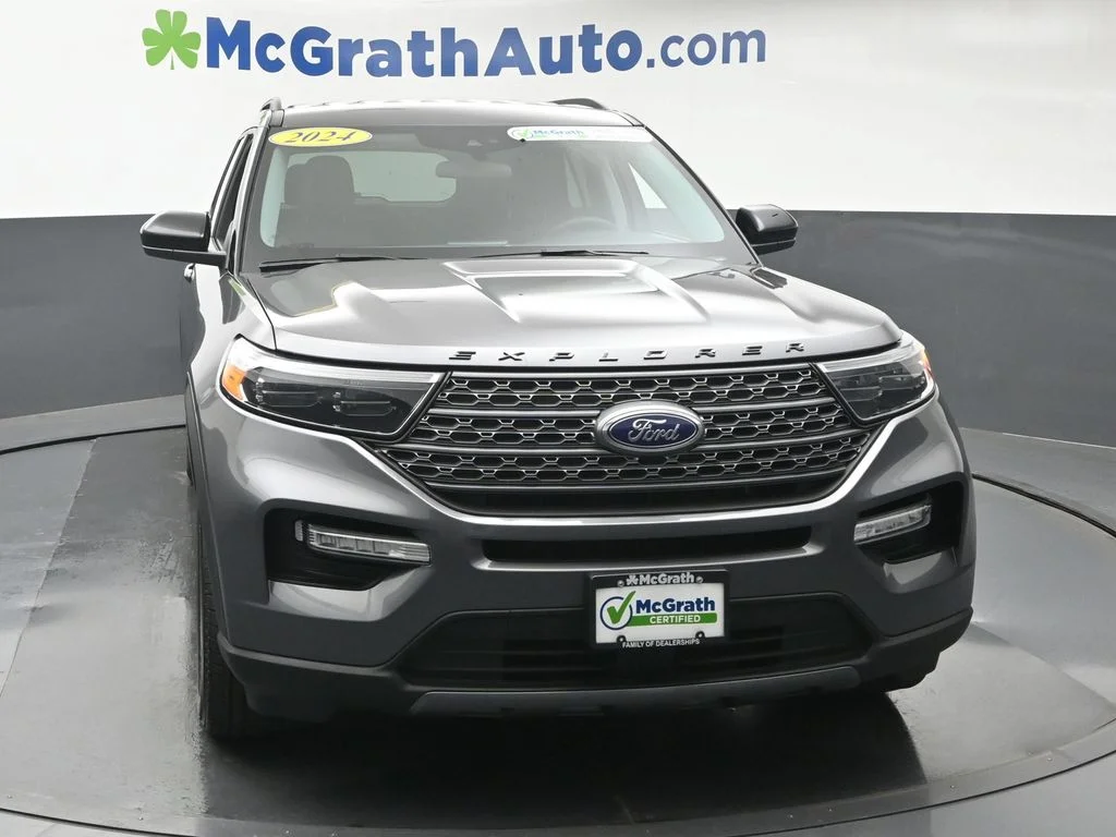 Used 2024 Gray Ford XLT image 5