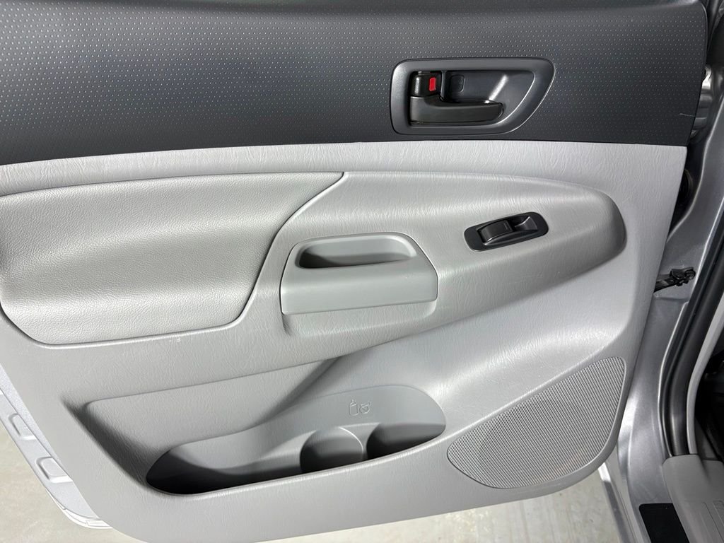 Used 2015 Silver Toyota PreRunner image 30