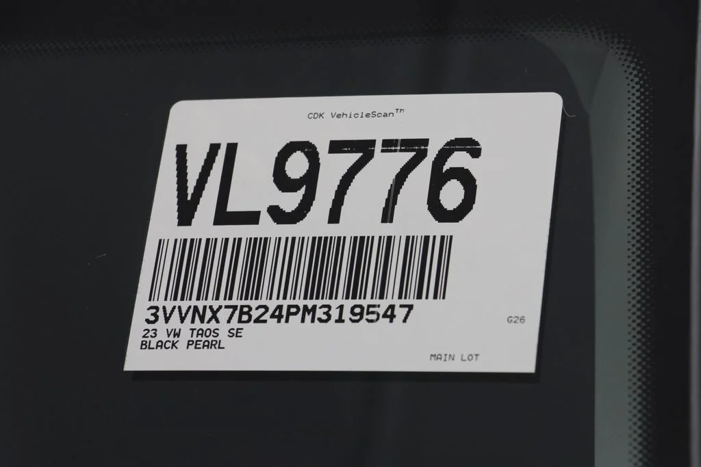 Used 2023 Black Pearl Volkswagen 1.5T SE image 25