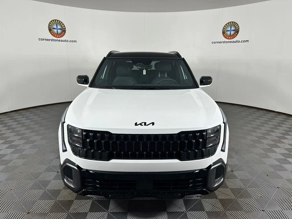 New 2027 Snow White Pearl Kia X-Line S image 16