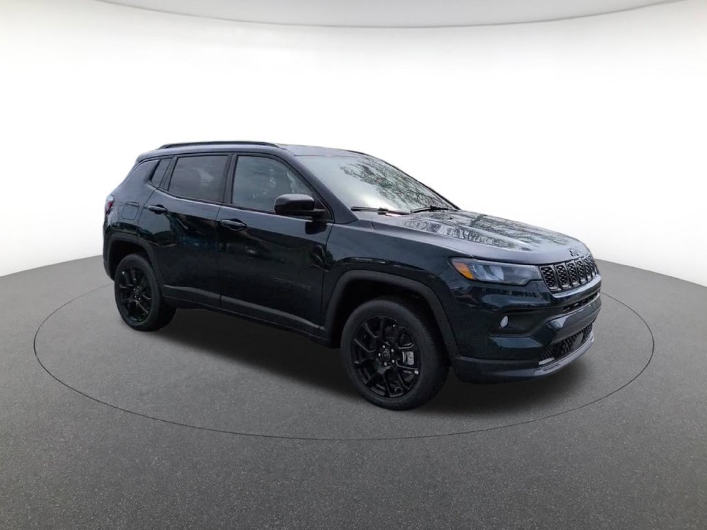 New 2026 Fathom Blue Pearl-Coat Exterior Paint Jeep Latitude image 4