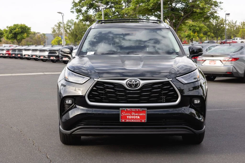 Used 2023 Midnight Black Metallic Toyota XLE image 2