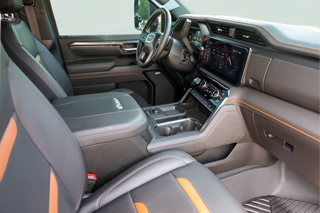 Used 2025 Onyx Black GMC AT4 image 32