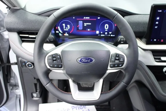 New 2026 Space White Metallic Ford Active image 42