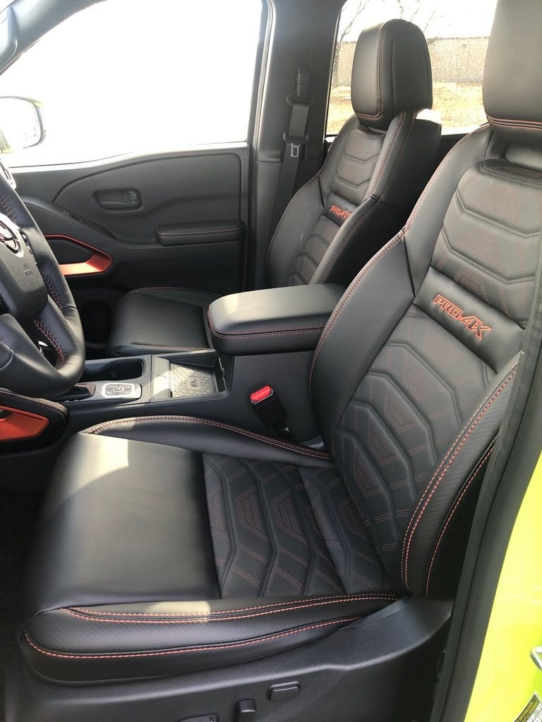 2026 Nissan Frontier PRO-4X - Photo 9