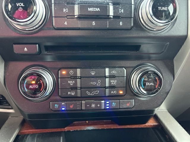 Used 2018 White Ford King Ranch image 11
