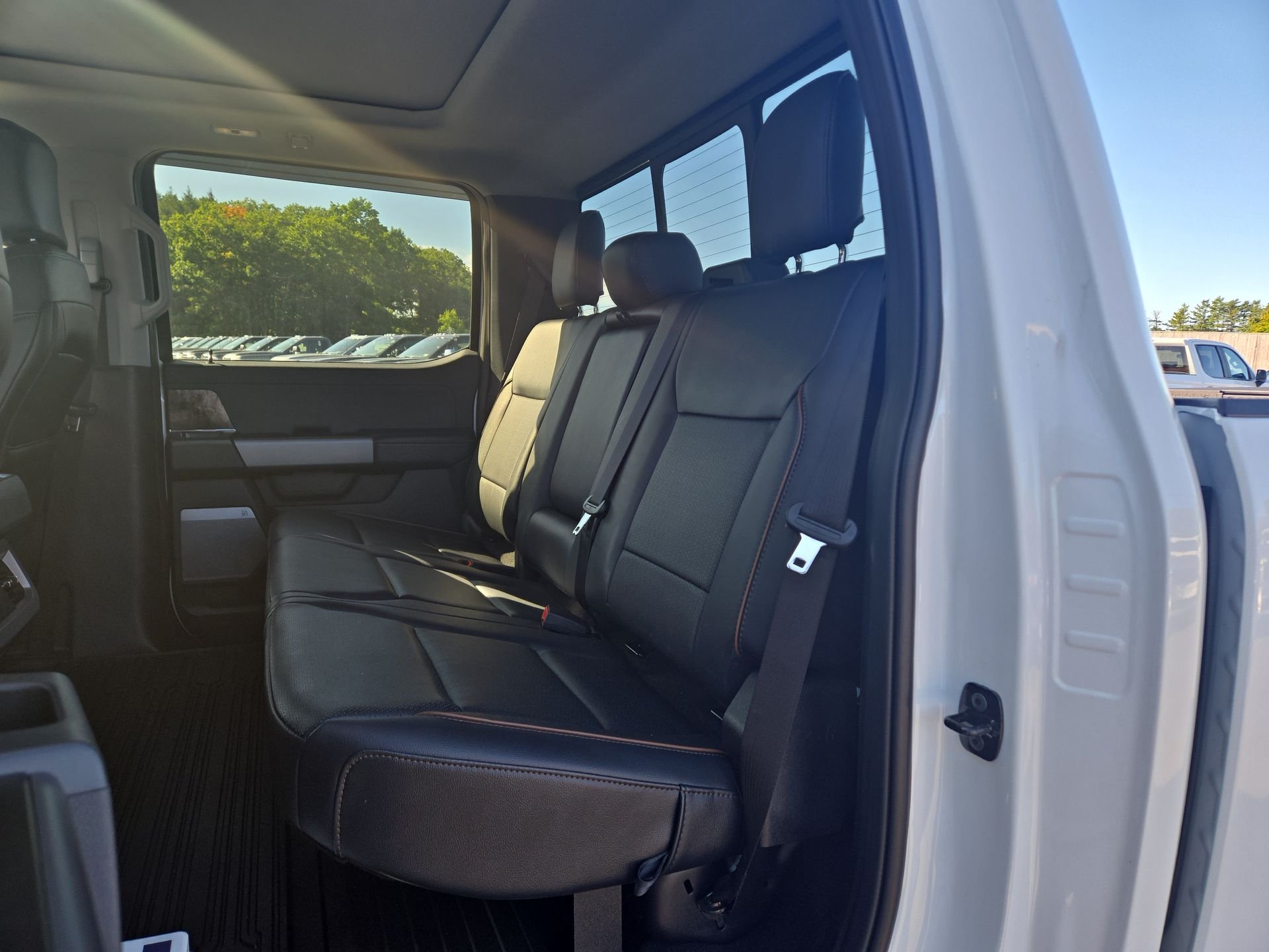 Used 2026 White Ford Lariat image 4