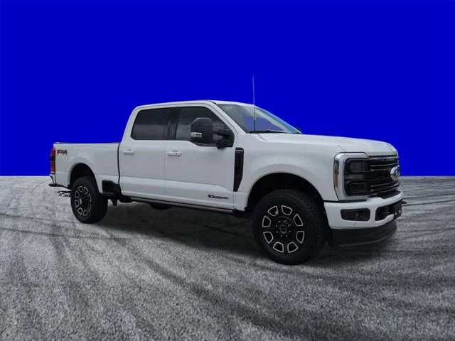 New 2026 Star White Metallic Tri-Coat Ford F-250® Platinum® image 2