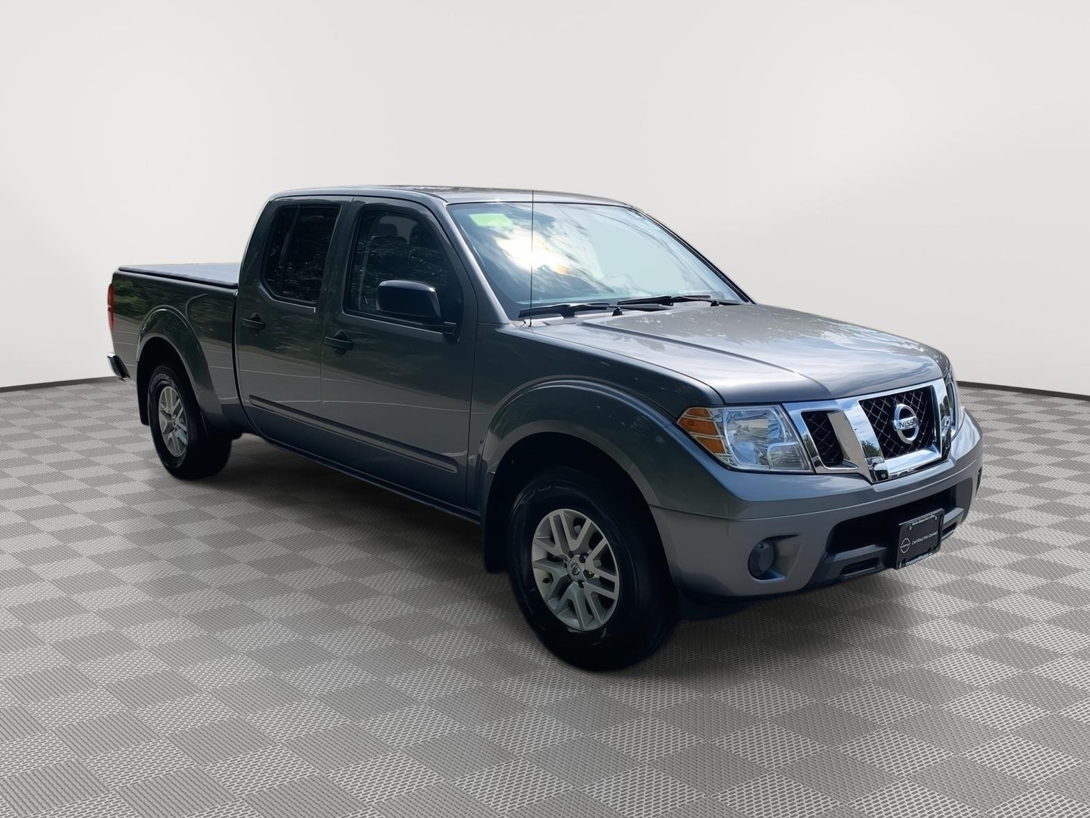 Used 2020 Gun Metallic Nissan SV image 7