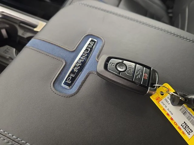 New 2026 Agate Black Metallic Ford F-250® Platinum® image 38