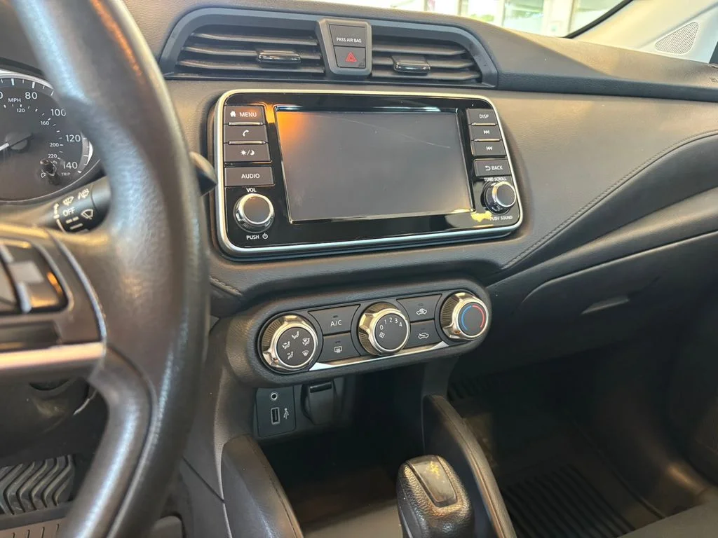 Used 2022 Blue Nissan 1.6 S image 18