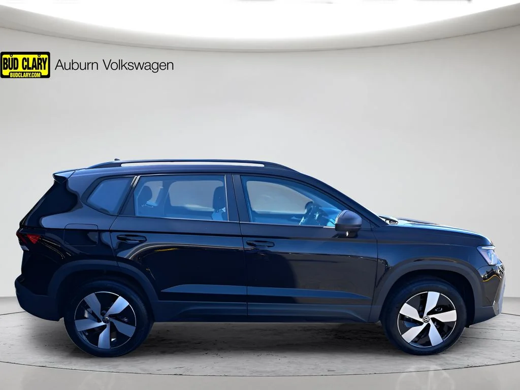 New 2025 Black Volkswagen 1.5T S image 6