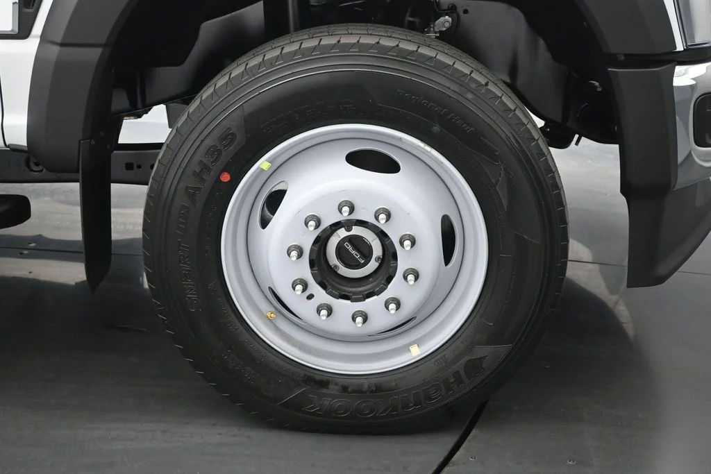 New 2026 White Ford XL image 22