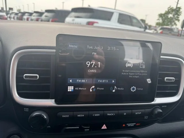 2025 Hyundai Venue SEL - Photo 20
