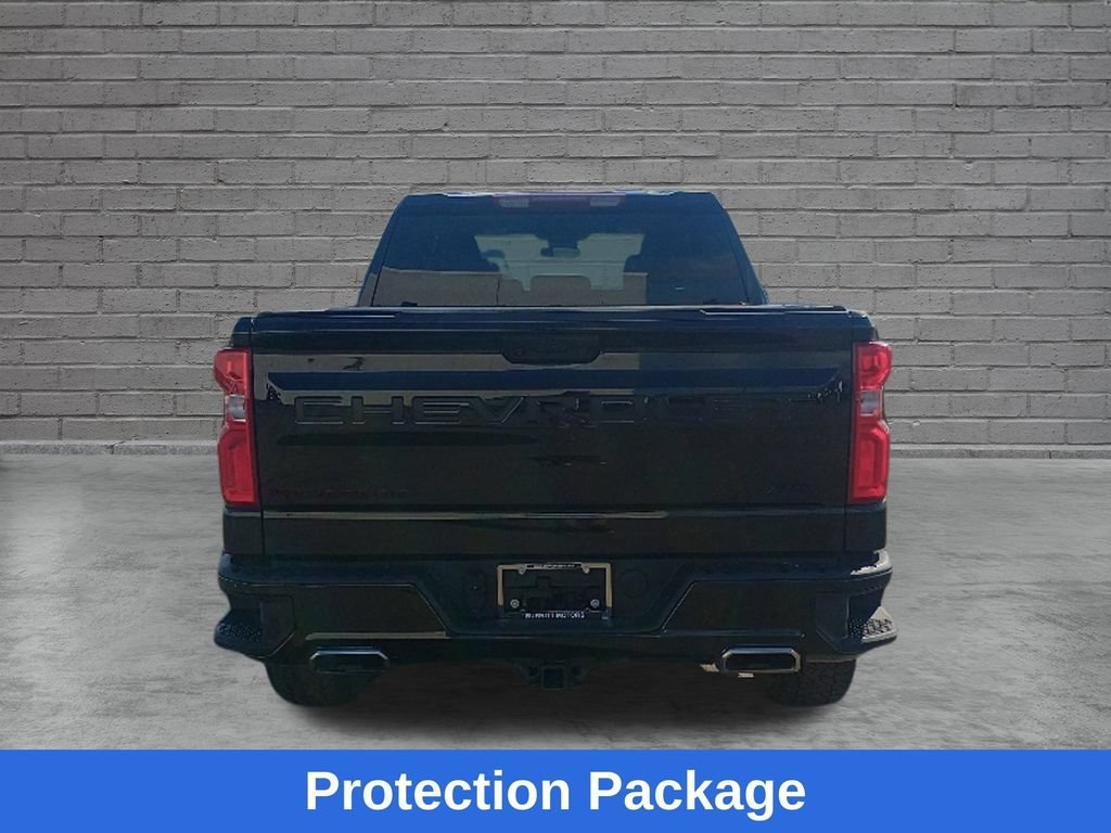 Used 2024 Black Chevrolet RST image 7