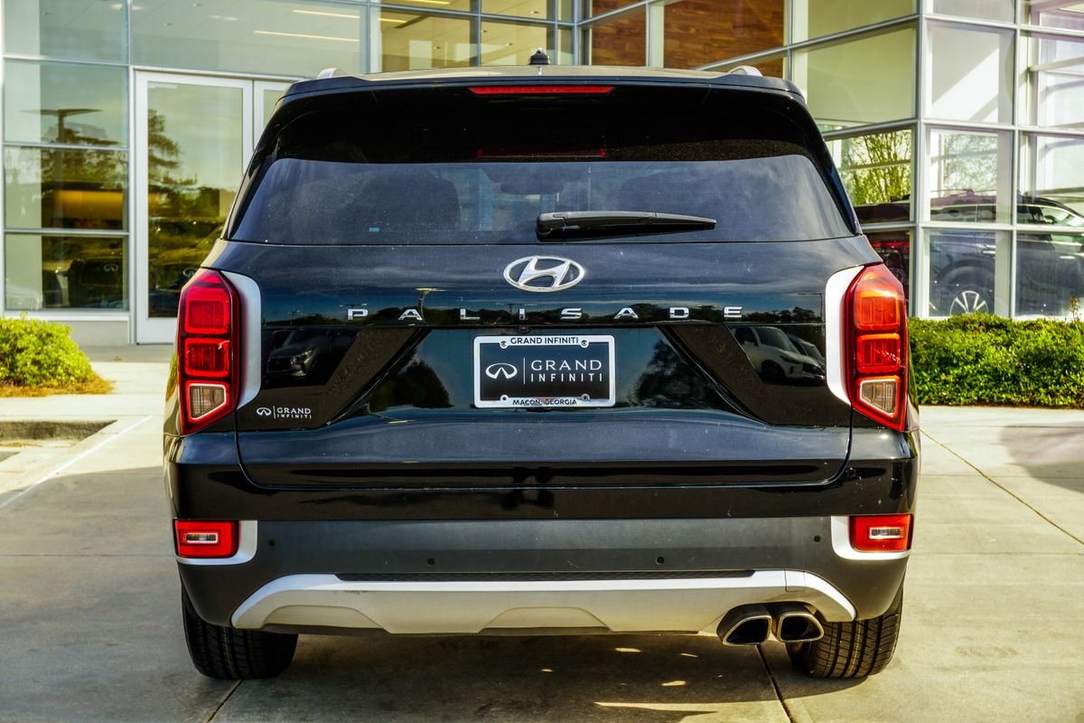 Used 2022 Black Hyundai SEL image 11