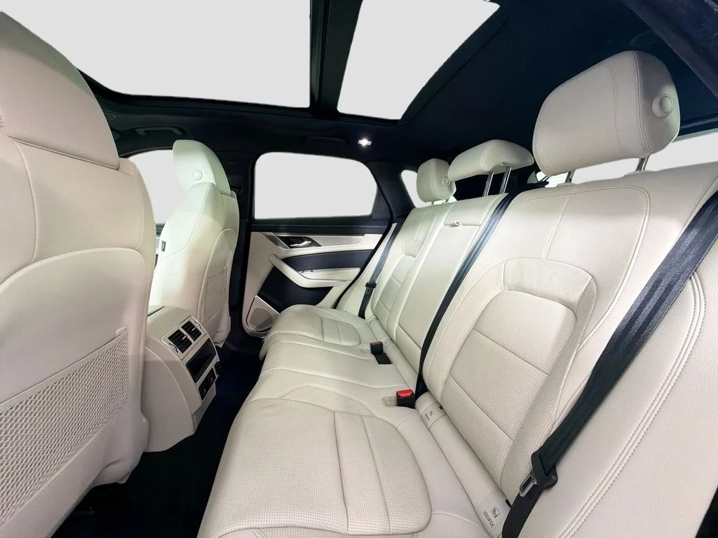 Used 2026 White Jaguar P250 R-Dynamic S image 26