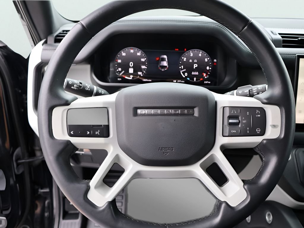 Used 2024 Santorini Black Metallic Land Rover SE image 29