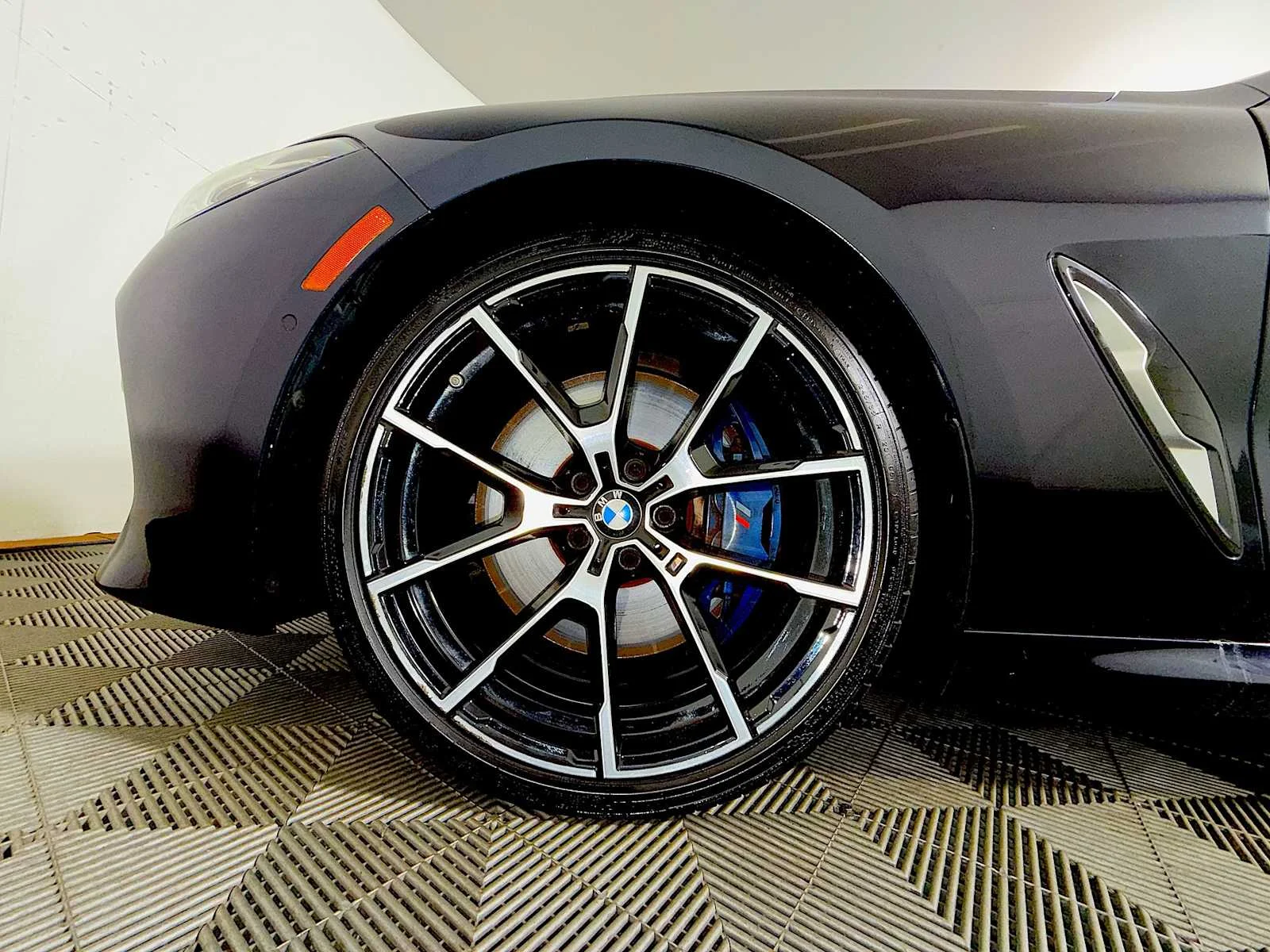 2020 BMW 8 Series 840i - Photo 8