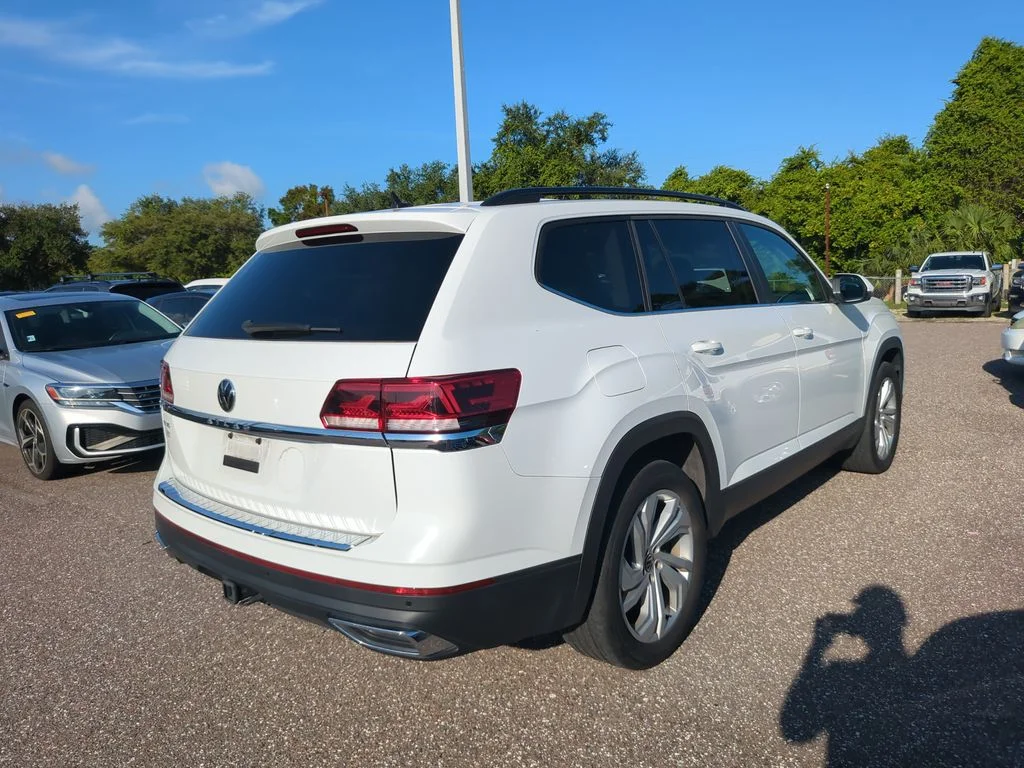 Used 2023 White Volkswagen 3.6L V6 SE w/Technology image 5