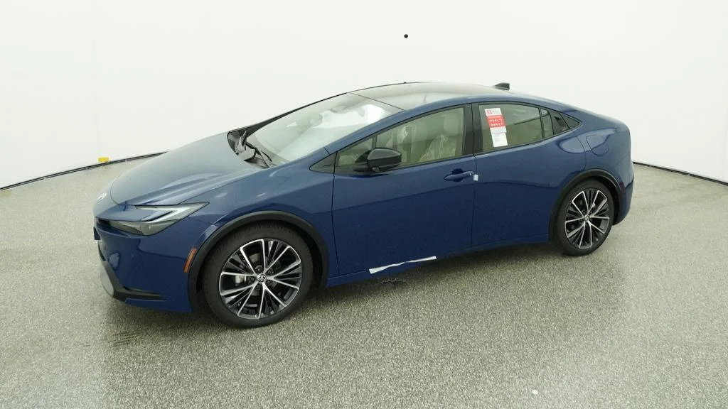 New 2026 Reservoir Blue Toyota XLE image 15