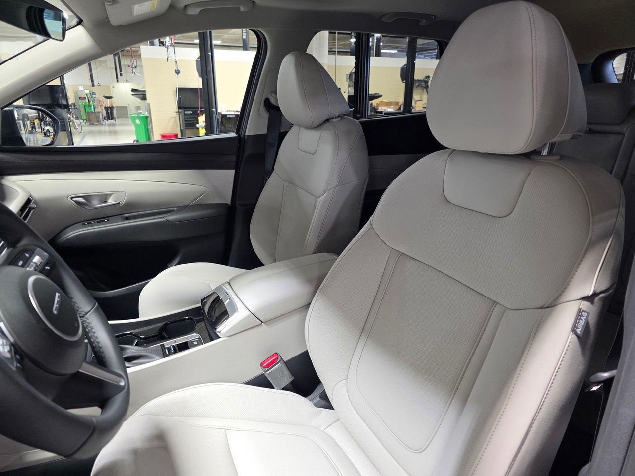 New 2026 Shimmering Silver Hyundai SEL Premium FWD image 22