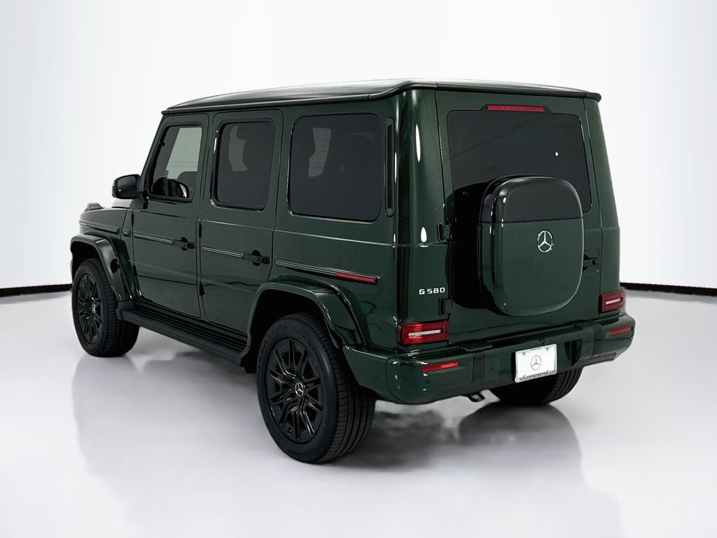 New 2027 MANUFAKTUR Deep Green Mercedes-Benz G 580 image 7