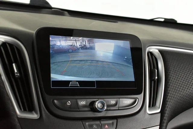 Used 2022 Gray Chevrolet LS image 26