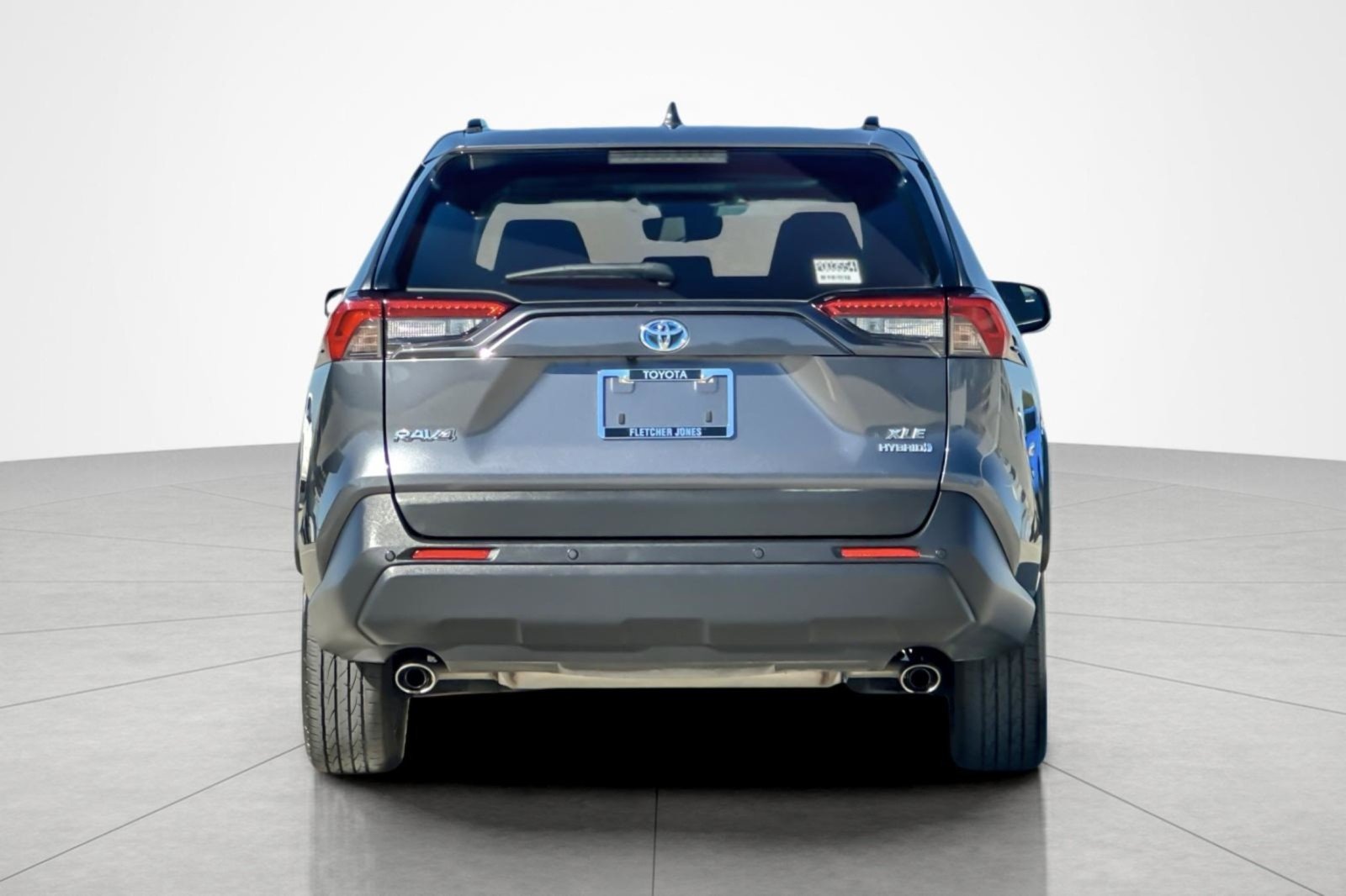 Certified Used 2022 MAGNETIC GRAY Toyota Hybrid XLE image 4