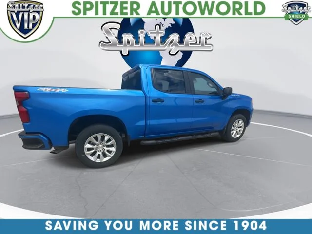 Used 2025 Blue Chevrolet Custom image 9