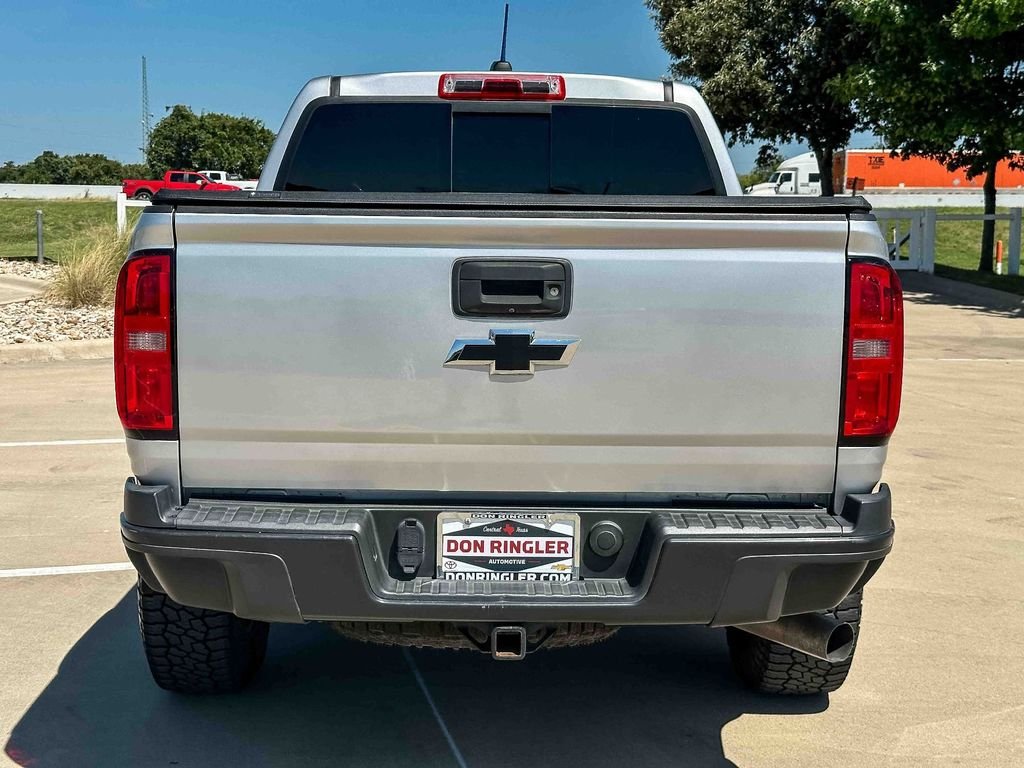 Used 2019 Silver Chevrolet ZR2 image 4