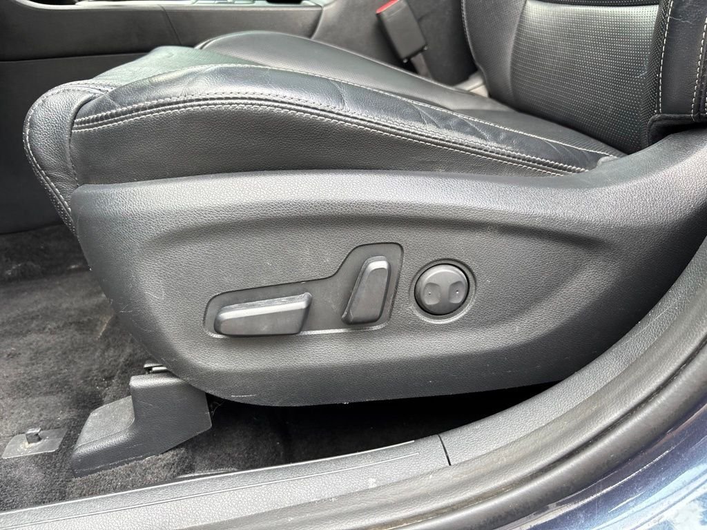 Used 2020 Blue Kia EX image 26