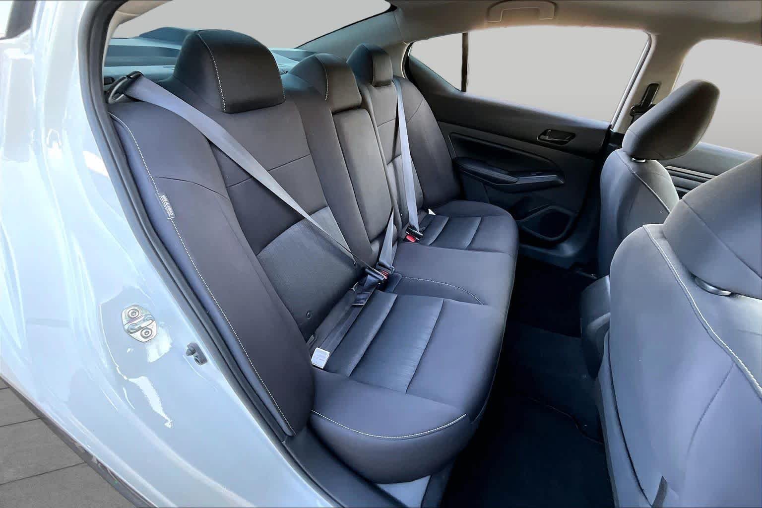 Used 2024 Pearl White Tricoat Nissan 2.5 SV image 19