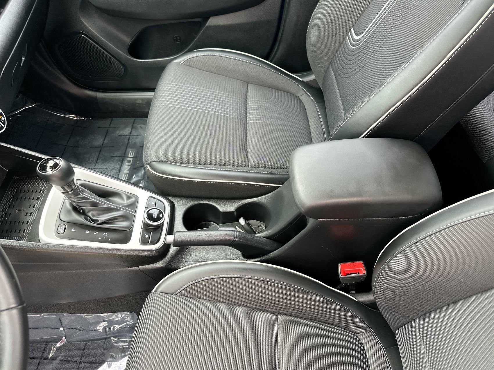 Used 2025 Intense Blue Hyundai Limited image 20