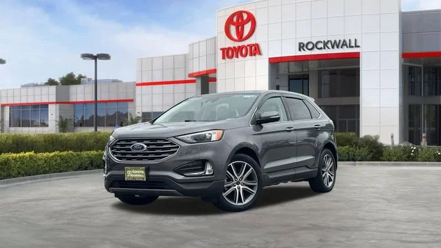 2022 Ford Edge Titanium