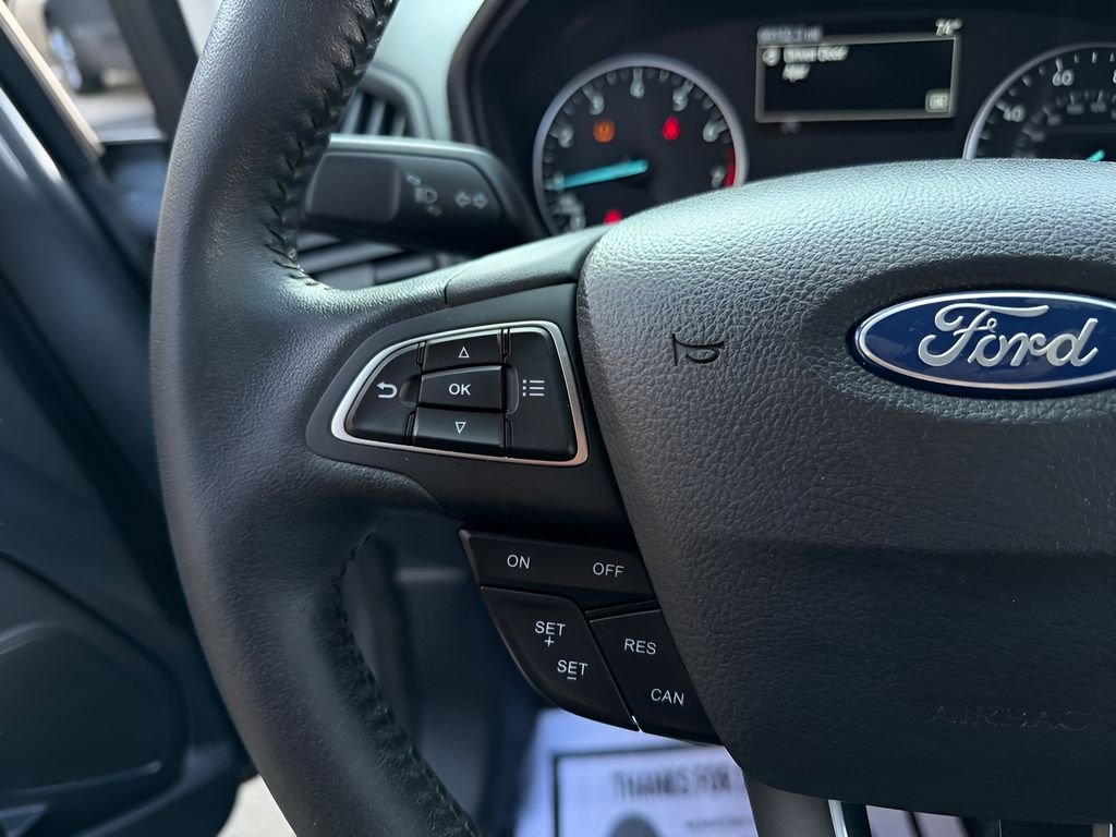 Used 2018 Gray Ford SE image 12