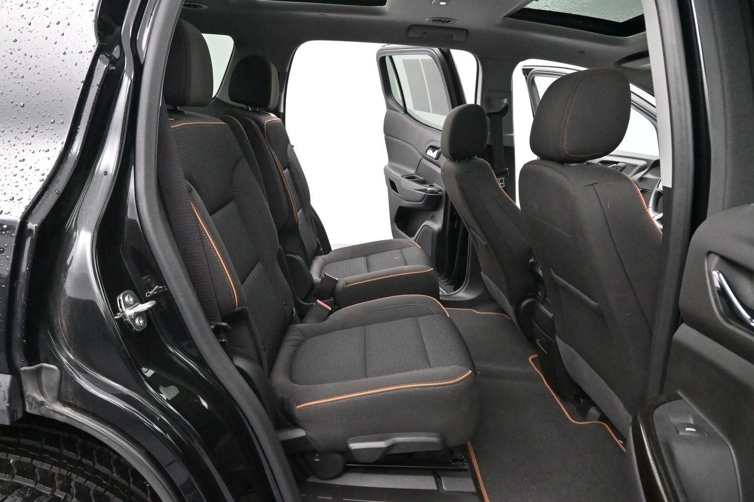 Used 2023 Ebony Twilight Metallic GMC AT4 image 36