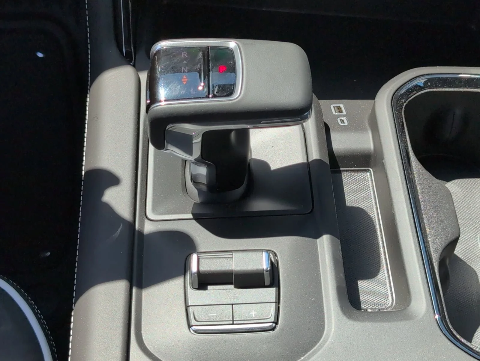 New 2026 Sterling Metallic GMC AT4X image 21