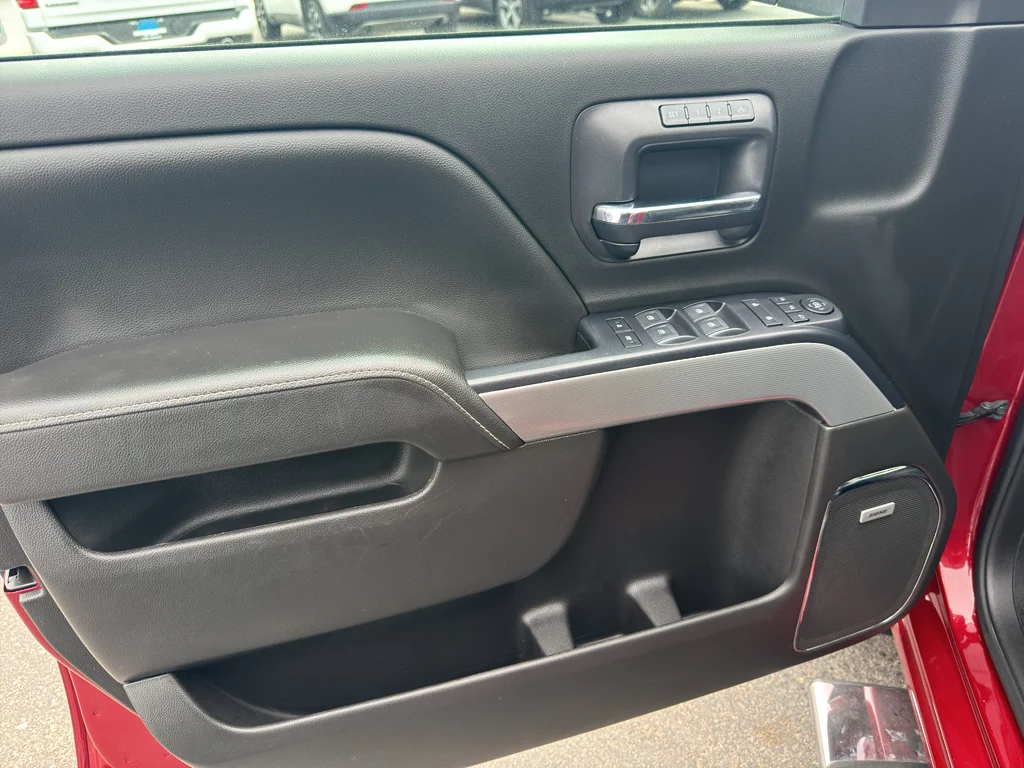 Used 2018 Cajun Red Tintcoat Chevrolet LTZ image 19